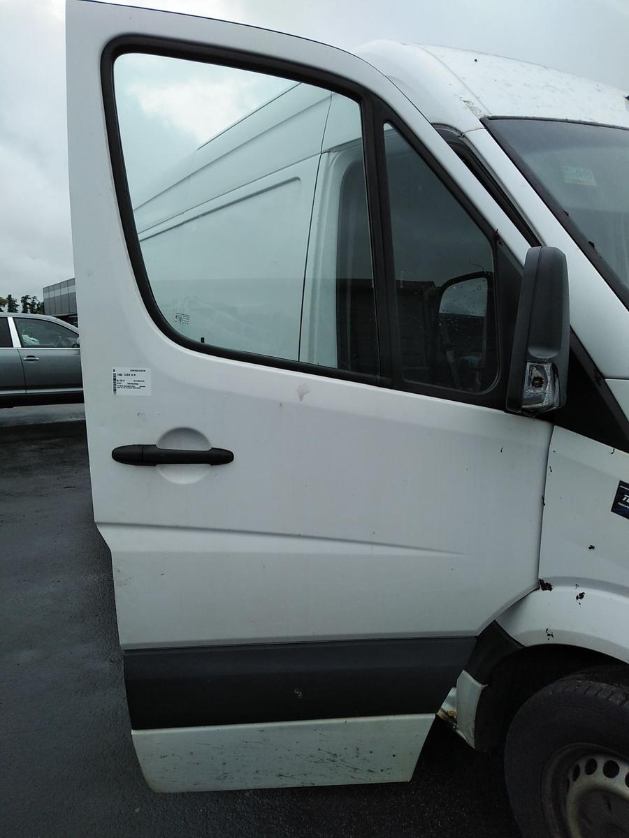 Mercedes Sprinter 906 Tür vorn rechts Beifahrertür arktikweiss 9147 Bj.2015