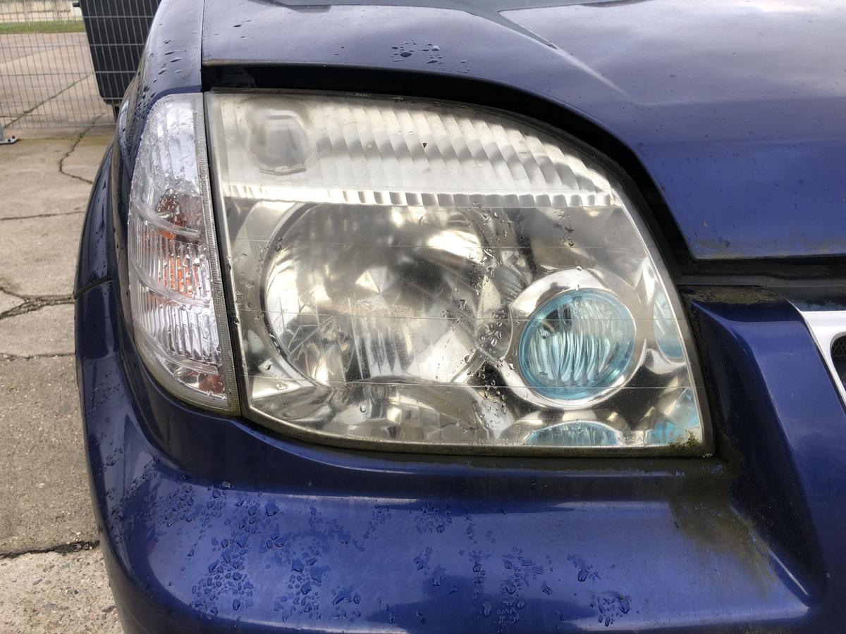 Nissan X-Trail T30 Scheinwerfer rechts Lampe Halogen Trübung Hauptscheinwerfer