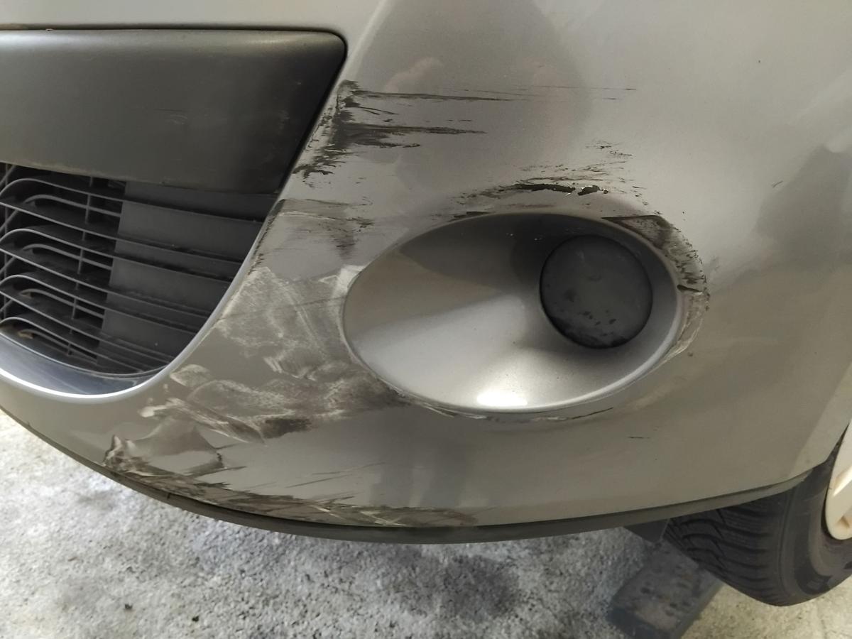 Renault Megane 3 original Sto&szlig;stange Sto&szlig;f&auml;nger vorn TEKNG Gris Cassiop&eacute;e BJ2011