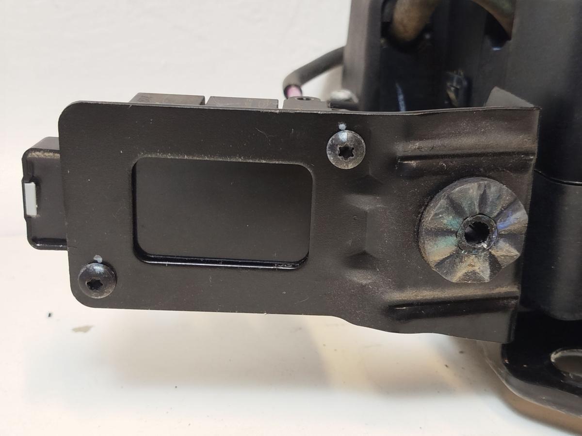 NIO ET7 Elektro Kompressor Luftfederung Luftfahrwerk mit Verteilerblock OEM