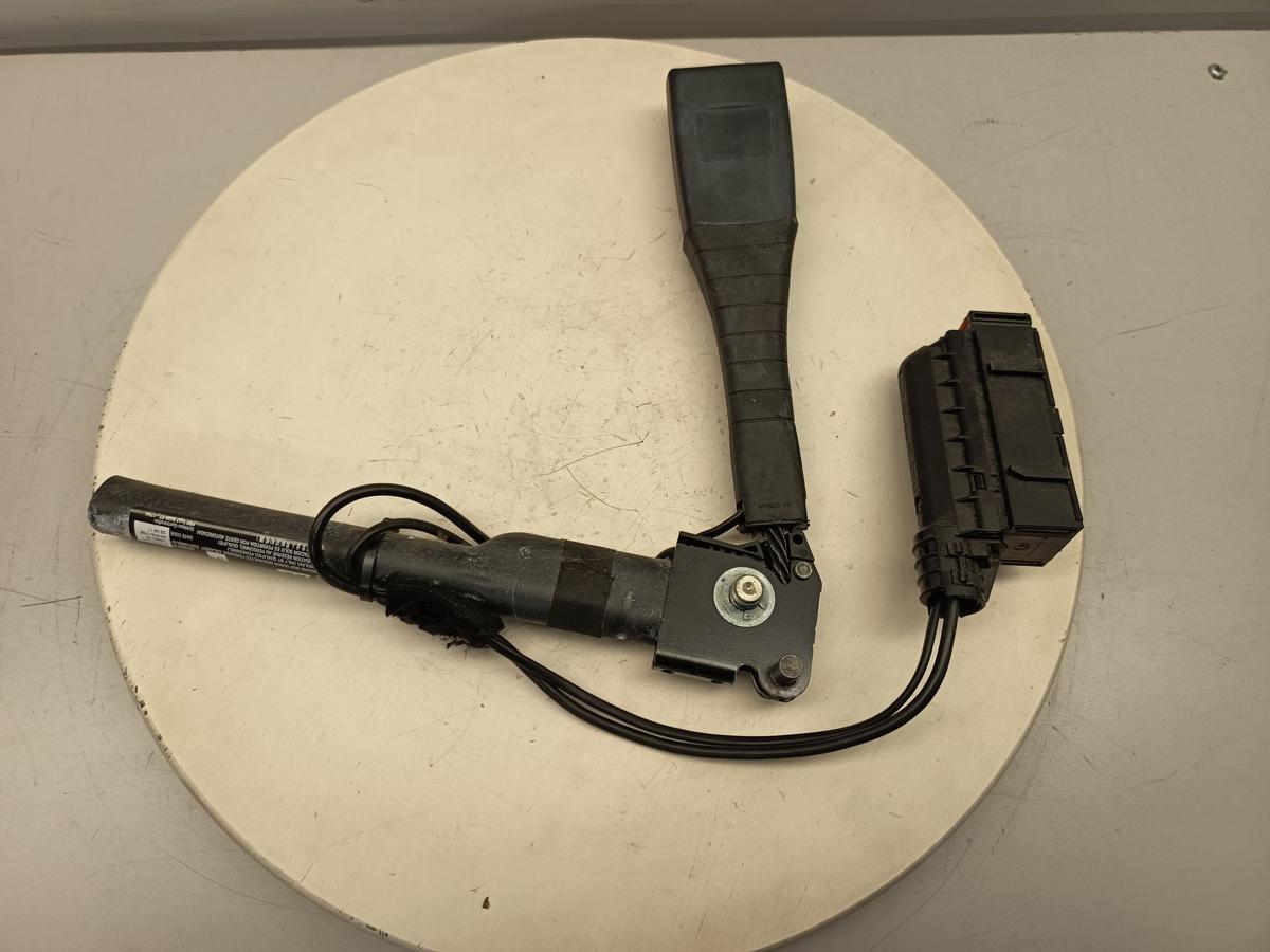 Opel Corsa D original Gurtschloss vorn links Fahrerseite Baujahr 2011