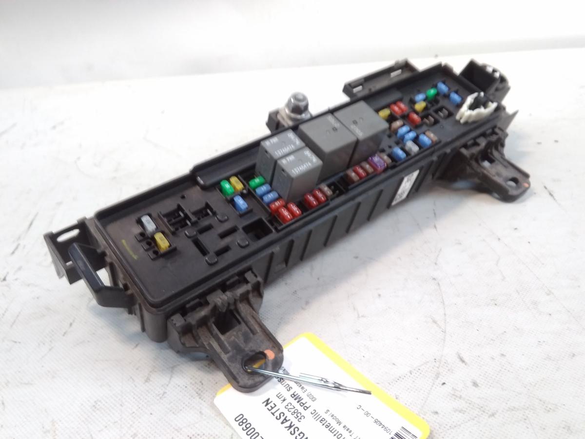Tesla Model S original Sicherungsbox Sicherungskasten 1094405-00-C Bj.2019