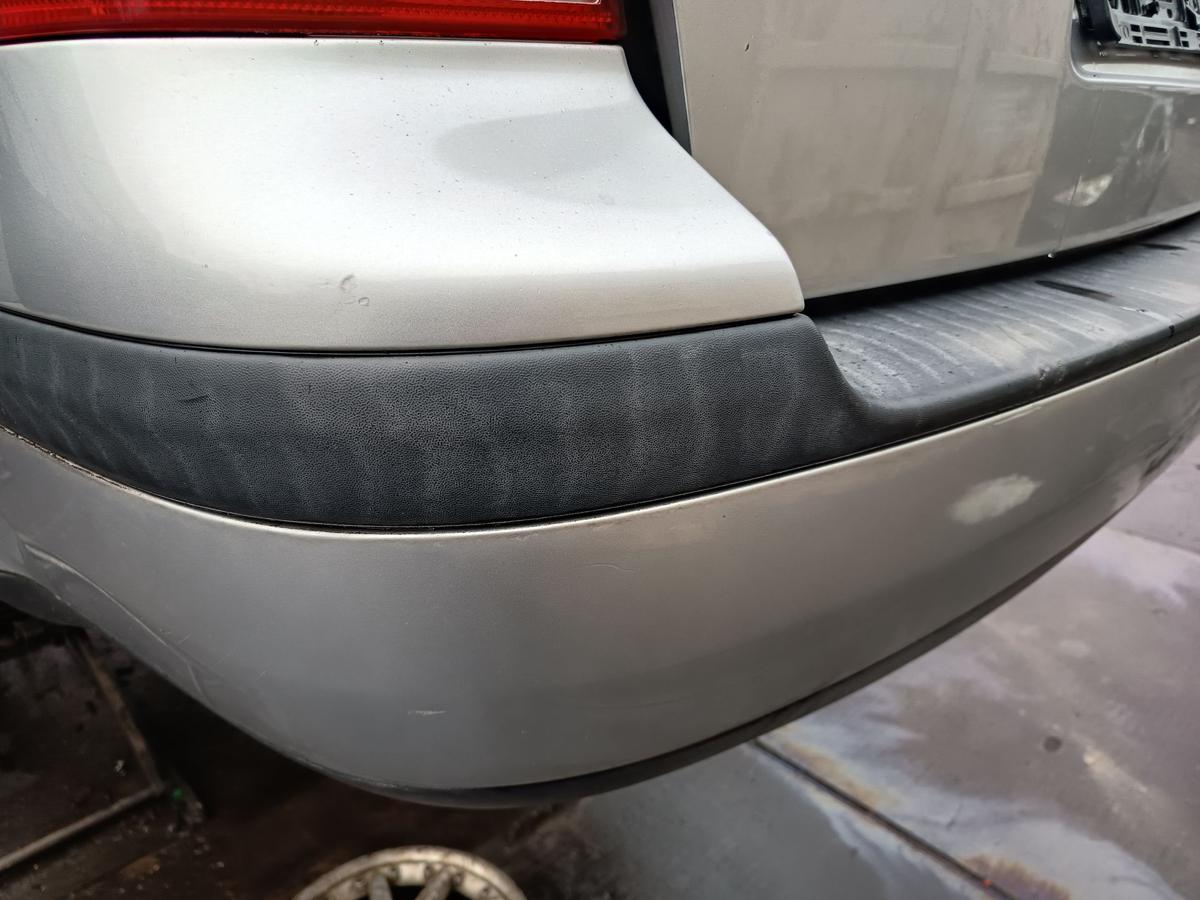 VW Golf IV Variant original Sto&szlig;stange F&auml;nger hinten Heck A7W Reflexsilber Bj 03