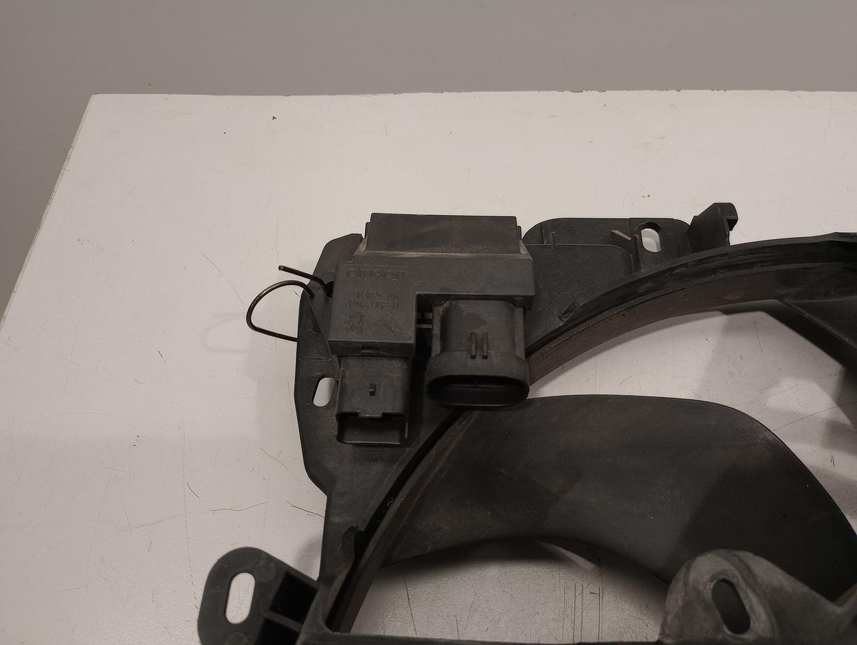 Citroen C3 II orig Elektrol&uuml;fter mit Zarge 1560ccm 68kW Benzin Bj 2014