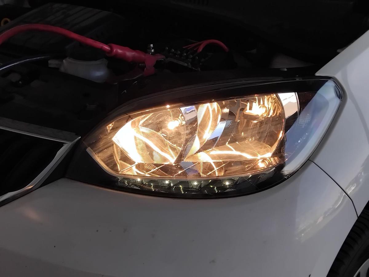 Skoda Citigo Facelift orig Scheinwerfer links mit LED Tagfahrlicht LWR BJ2017