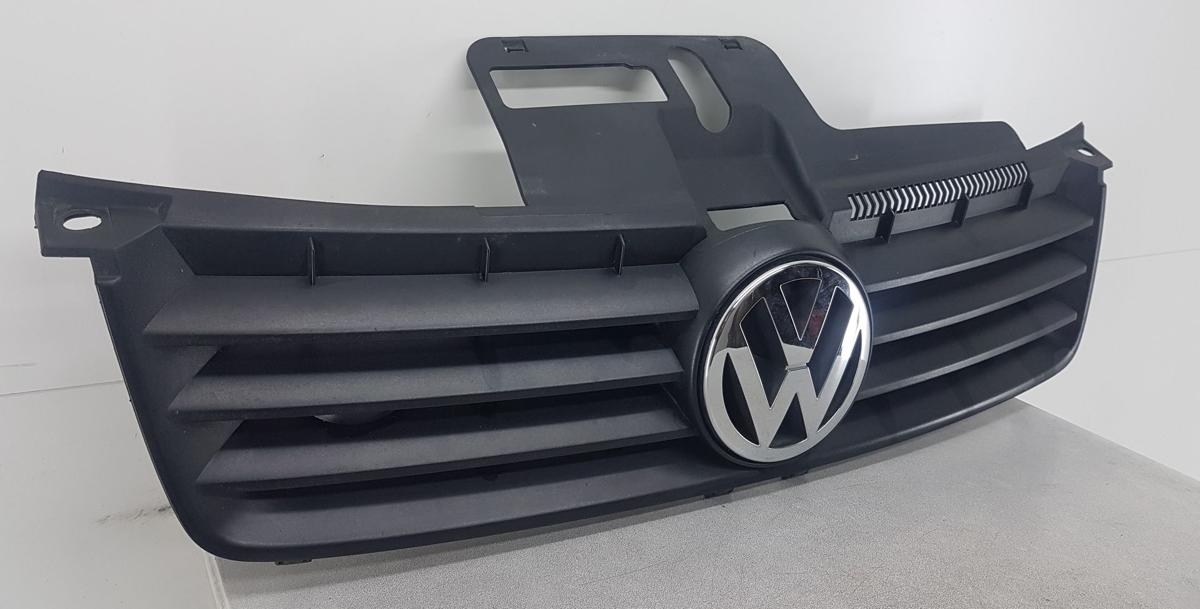 VW Polo 9N Kühlergrill 6Q0853651C schwarz mit Emblem Bj2003