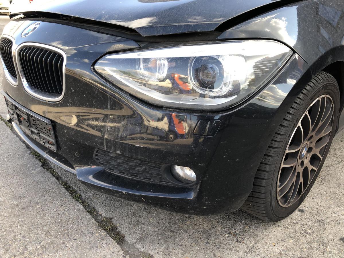 BMW 1er F20 Stoßfänger vorn Frontstoßstange Nebel SWRA 475 Blacksaphire Metallic