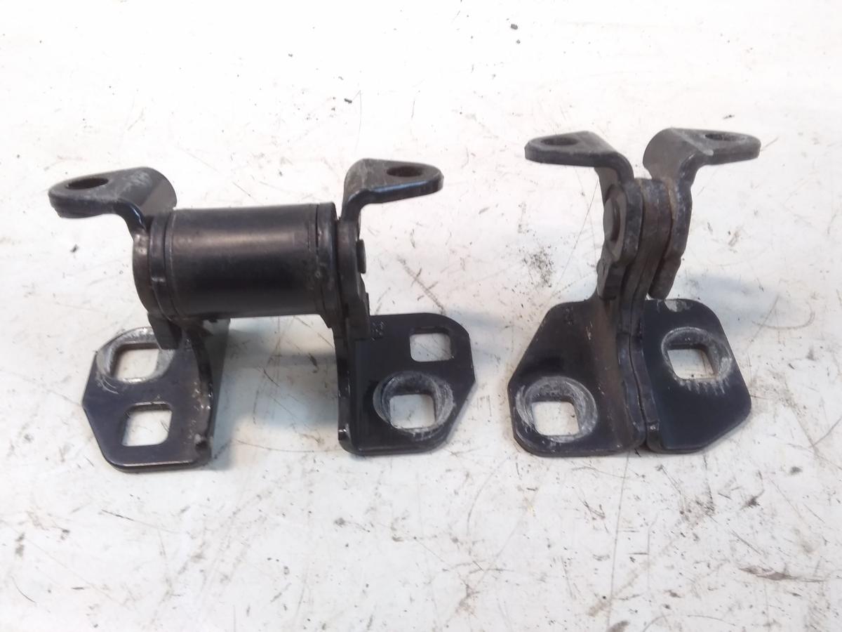 Tesla Model S original Satz T&uuml;rscharniere hinten links unfallfrei BJ2014