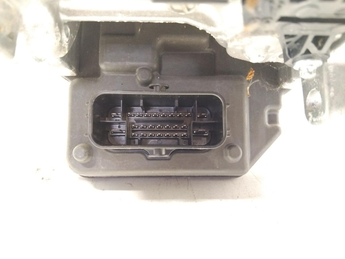 Tesla Model S original Bremskraftverst&auml;rker mit Hauptbremszylinder Bj.2019