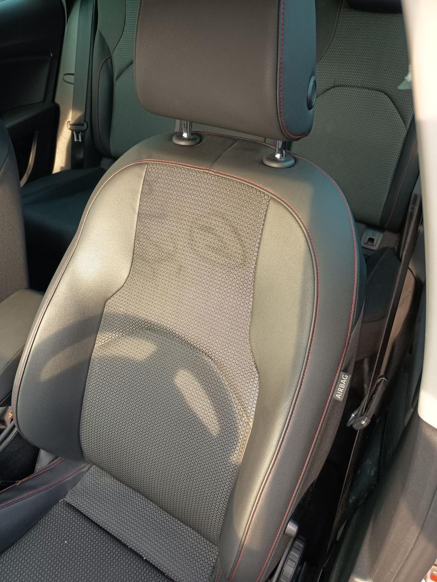 Seat Leon ST FR 5F original Innenausstattung Teilleder beheizt EZ2015