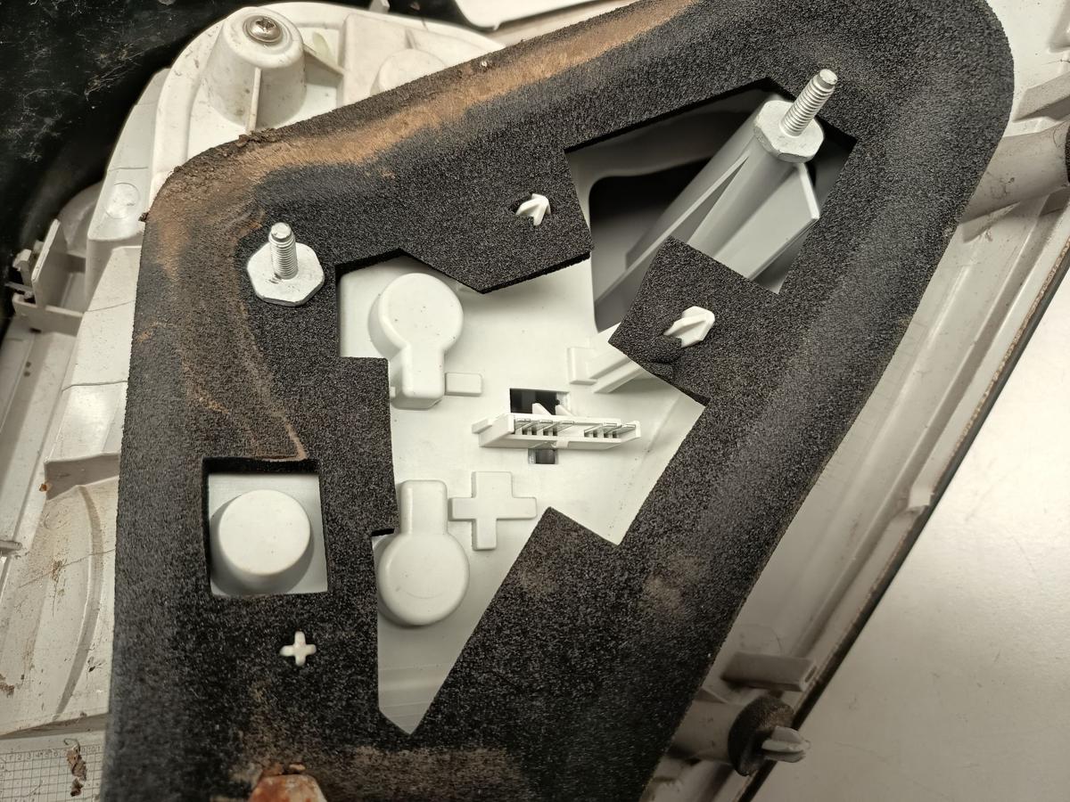 Opel Astra H Caravan ab 2007 original Rück-Heck-Schlussleuchte links Facelift