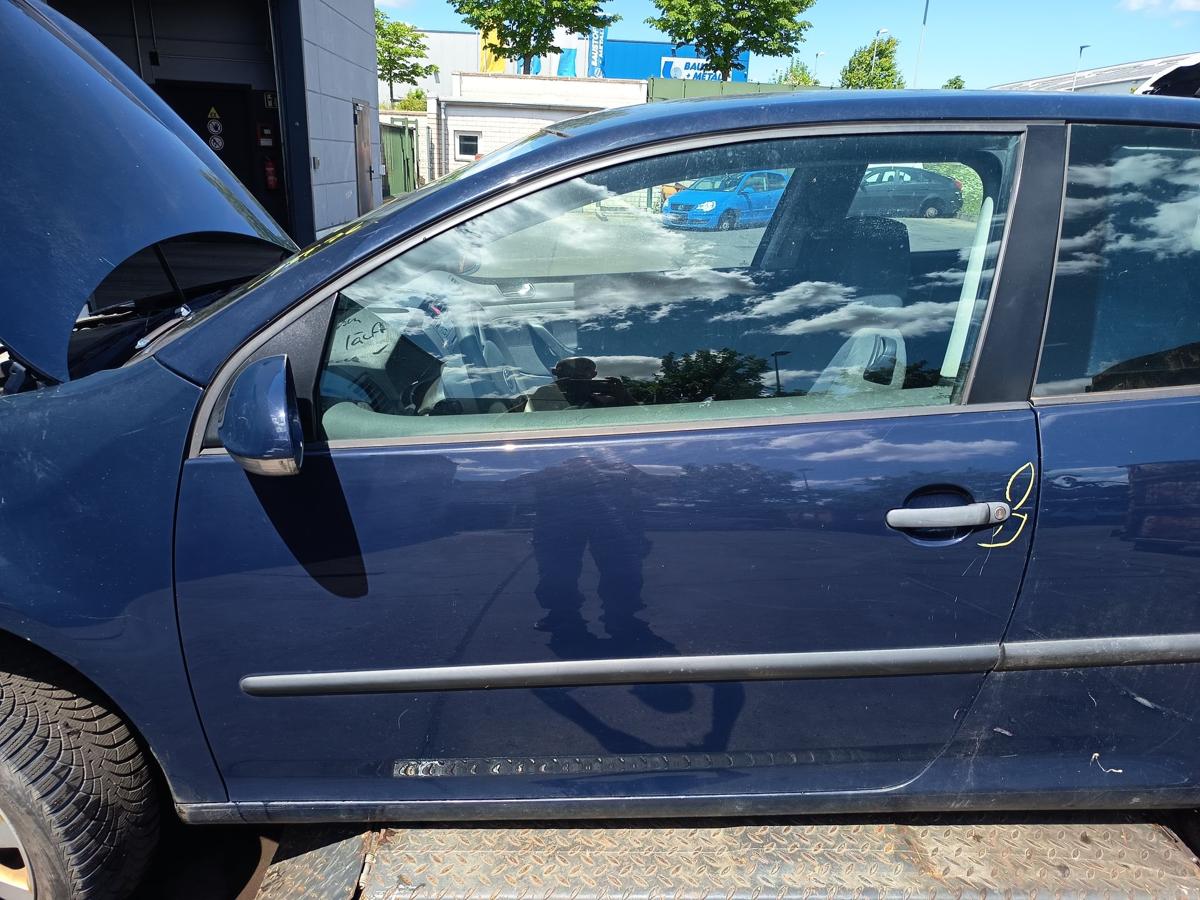 VW Golf V 3t&uuml;rer original Fahrert&uuml;r links Roh A5G Perlblau Bj 2003