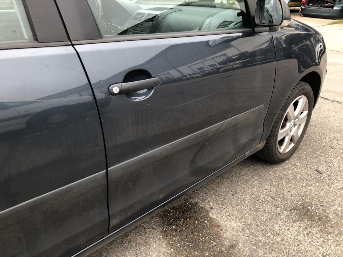 VW Polo 9N3 T&uuml;r vorn rechts Beifahrert&uuml;r im Rohbau 5 t&uuml;rer LC7V grau auch 9N1