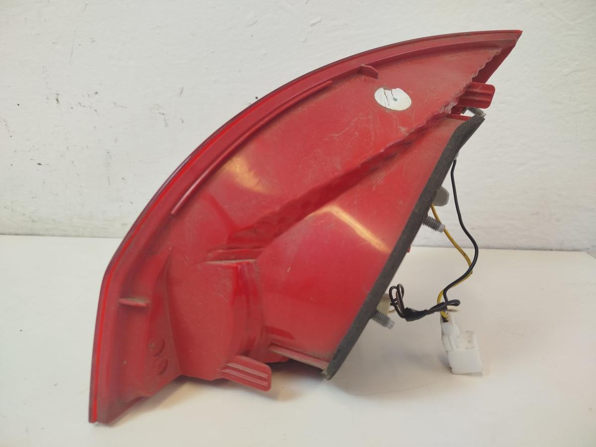 Kia Venga YN R&uuml;ckleuchte innen links Heckleuchte Innenteil Heckklappe bis 2016