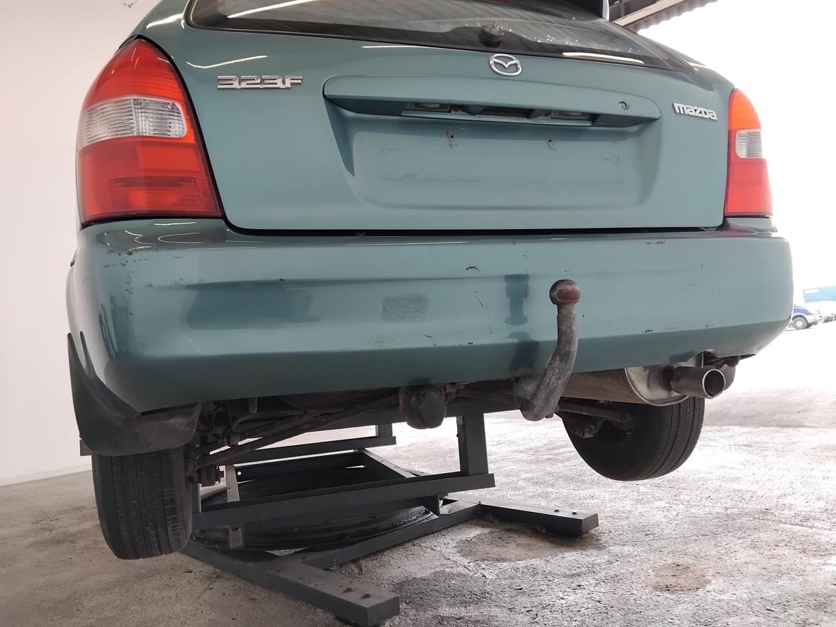 Mazda 323 F BJ Flie&szlig;heck orig Sto&szlig;f&auml;nger Sto&szlig;stange hinten BJ2001 23G orient green pearl