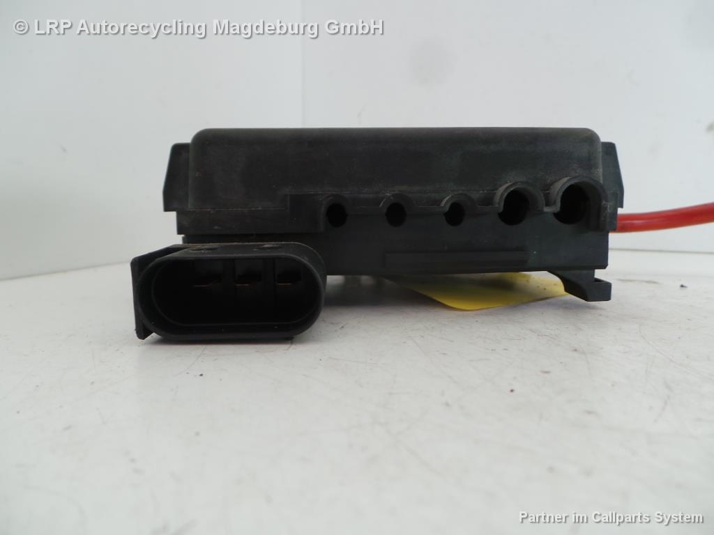 VW Golf 4 Sicherungskasten Batterie 1J0937550AB