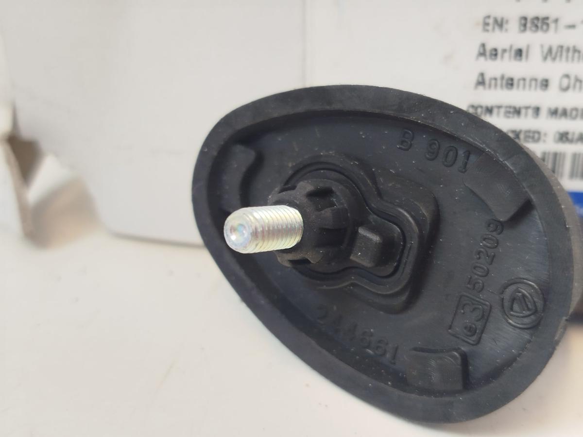Ford KA RU8 Antennenfuss Antennensockel Antenne Unterteil Dachantenne