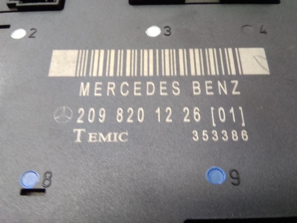 Mercedes CLK 209 Türsteuergerät rechts original 2098201226 Bj.2002