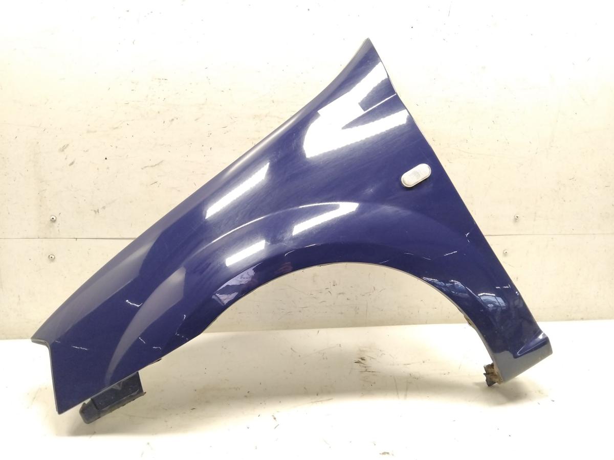 Dacia Logan Kombi original Kotfl&uuml;gel vorn links OV61H Marine Blau BJ2008