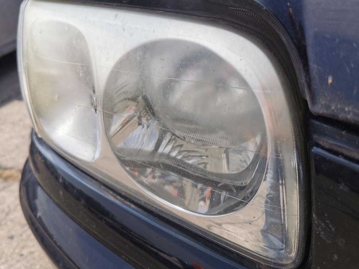 Hyundai Trajet FO Scheinwerfer Frontscheinwerfer Hauptscheinwerfer rechts TRÜB
