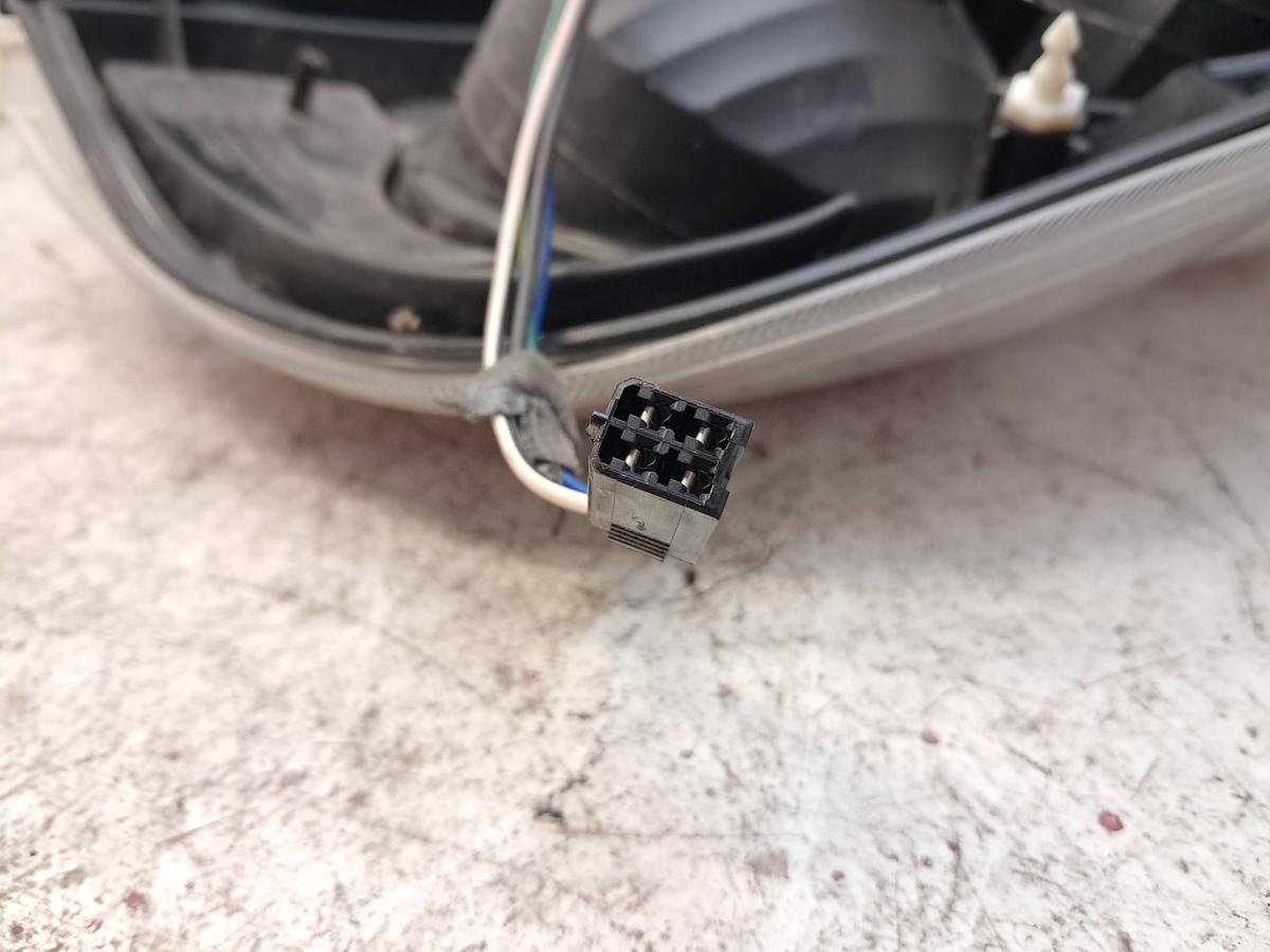 Suzuki Liana Kombi original R&uuml;ckleuchte Schlussleuchte links Facelift BJ2006