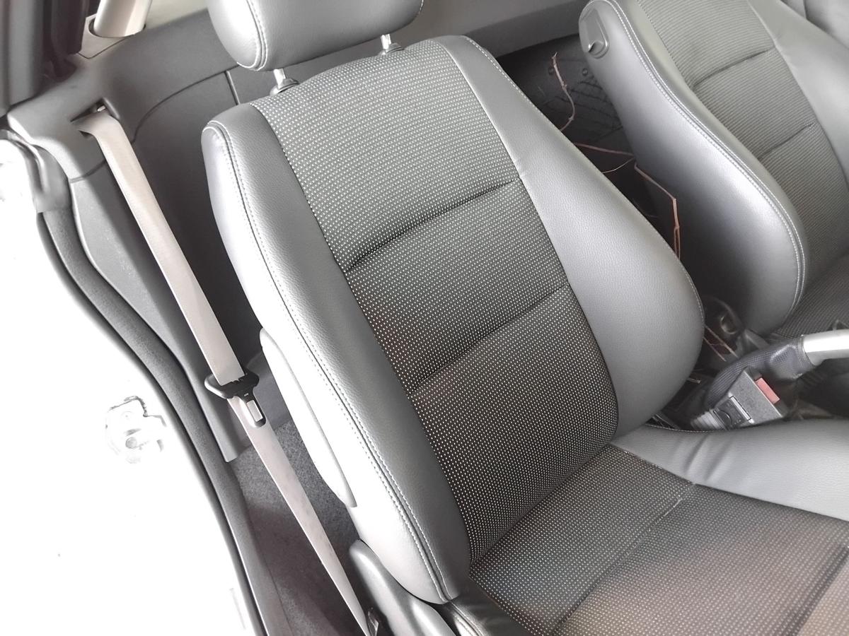 Opel Tigra TwinTop orig.Sitz vorn rechts Beifahrersitz Teilleder schwarz BJ2006