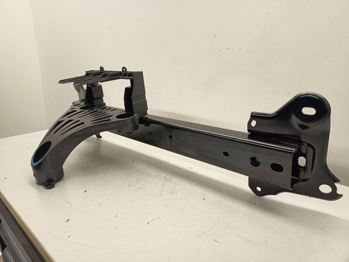 Tesla Model Y original halter Klimakompressor P167362701D Baujahr 2025