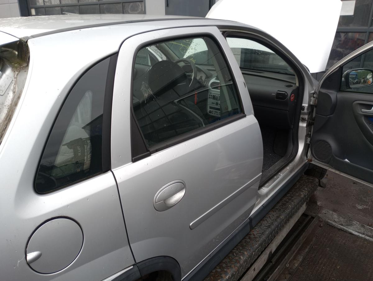 Opel Corsa C original Tür hinten rechts Fond Z157 Starsilber III Bj 2006