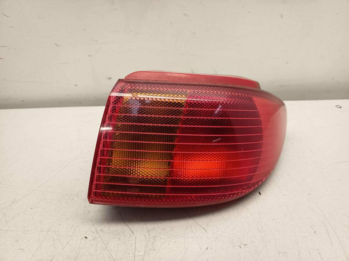 Mazda 2 DY original R&uuml;ckleuchte rechts aussen vor Facelift Baujahr 2004