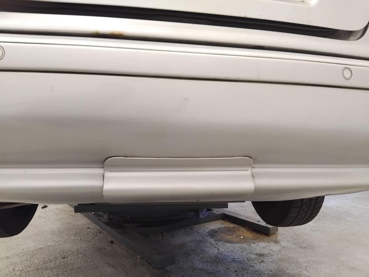 BMW 5er E39 Limousine orig. Sto&szlig;stange Sto&szlig;f&auml;nger hinten Facelift mit PDC BJ2001