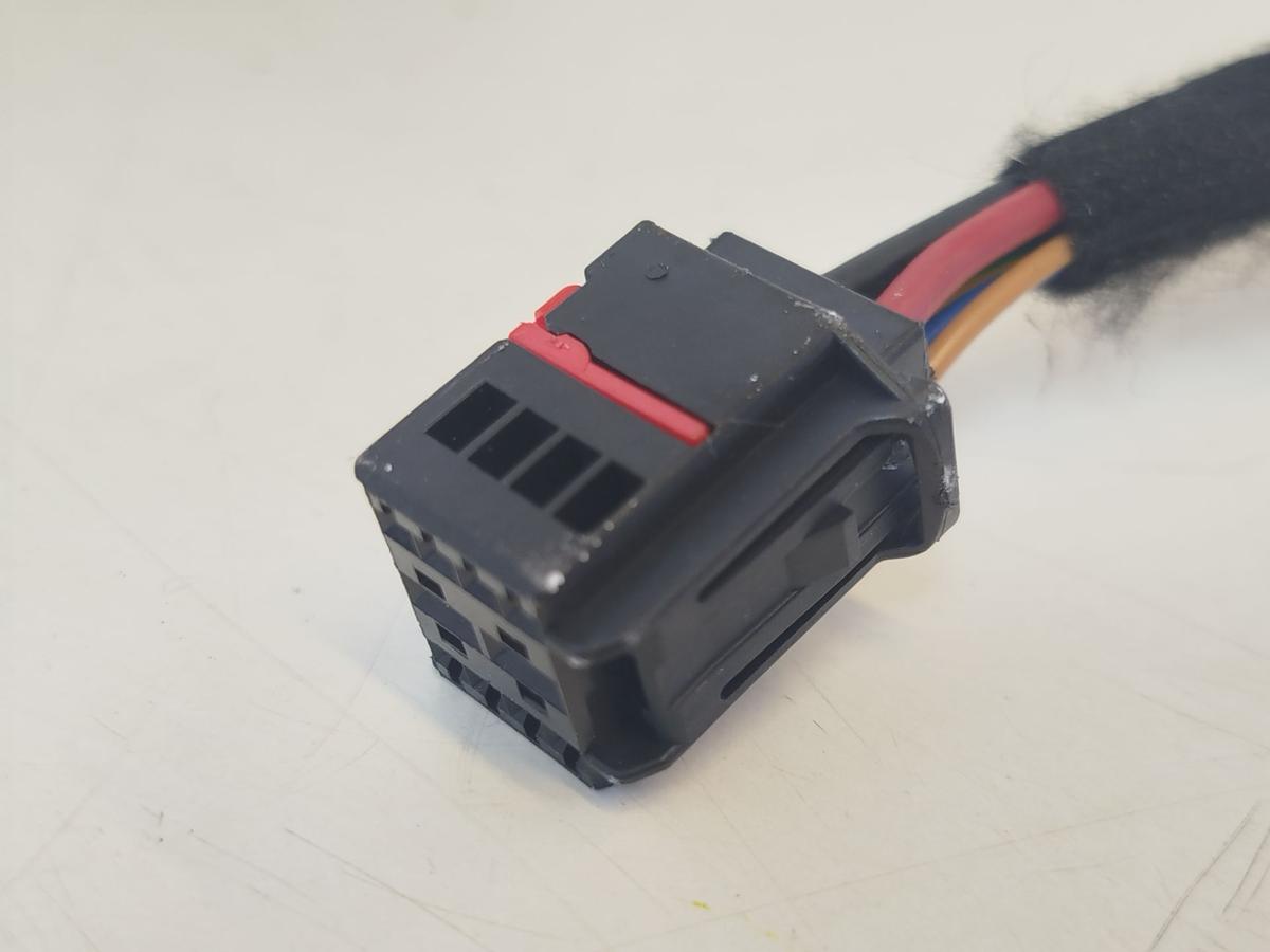 Omoda 5 EV Elektro Antrieb Hubzylinder Motor elektrische Heckklappe links