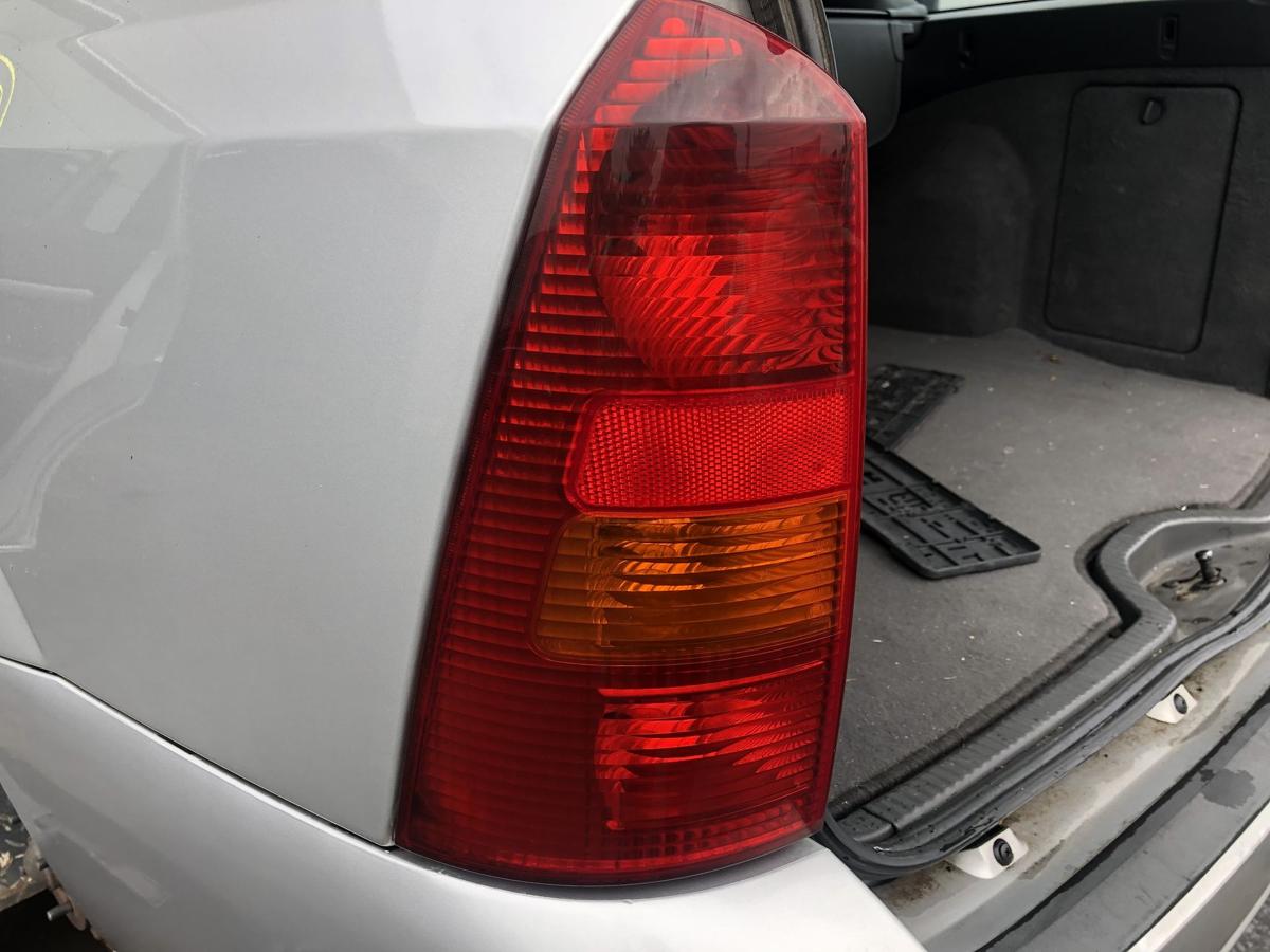 Ford Focus Turnier DNW original Rückleuchte links Heck/Schluss/Licht Bj 2001