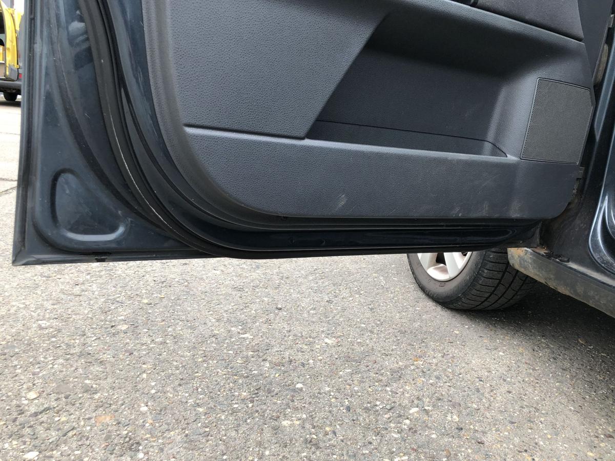 VW Polo 9N3 T&uuml;r vorn links Fahrert&uuml;r im Rohbau 5 t&uuml;rer LC7V grau auch 9N1