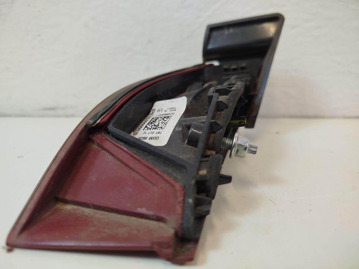 Fiat Tipo Typ 356 R&uuml;ckleuchte links Innenteil Heckklappe Stufenheck Heckleuchte