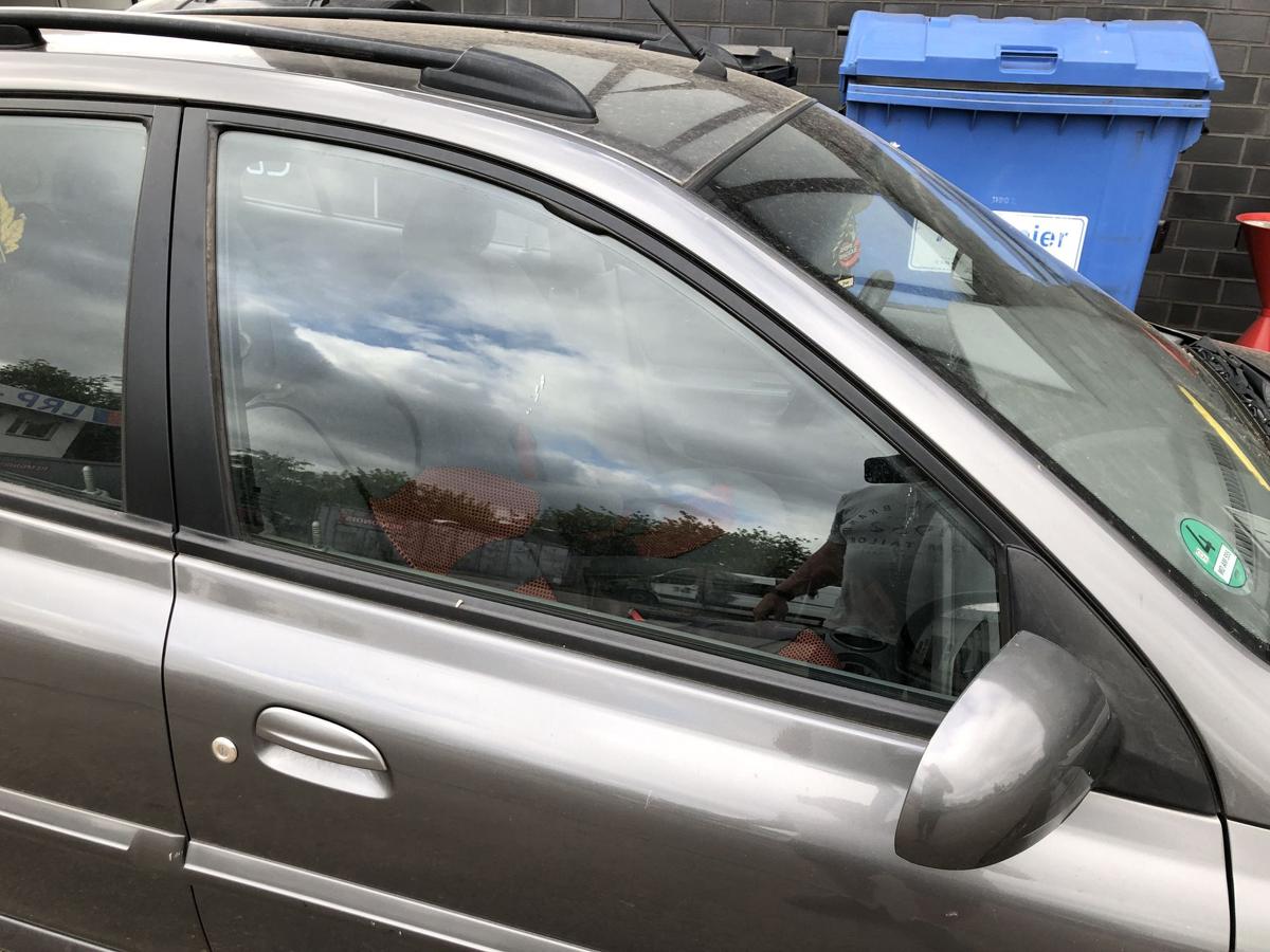 Kia Rio DC Tür vorn rechts Beifahrertür im Rohbau V9 Pewter Grey Metallic