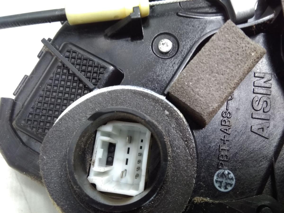 Suzuki Grand Vitara 2 JT original Türschloß vorn links mit ZV Bj.2007