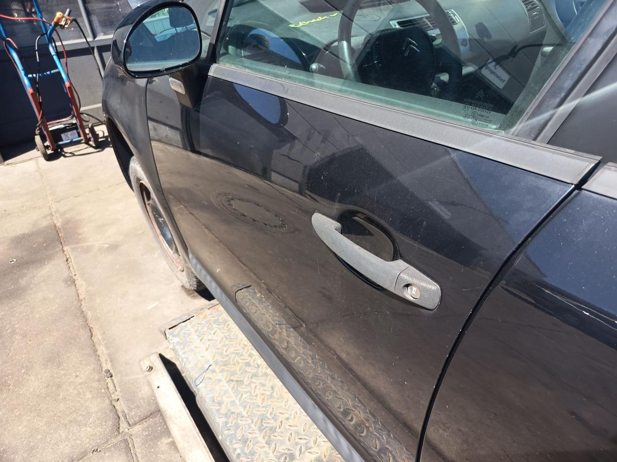 Citroen C4 5t&uuml;rig original T&uuml;r vorn links Fahrer Rohbau KTV Perla Nera Bj 2008