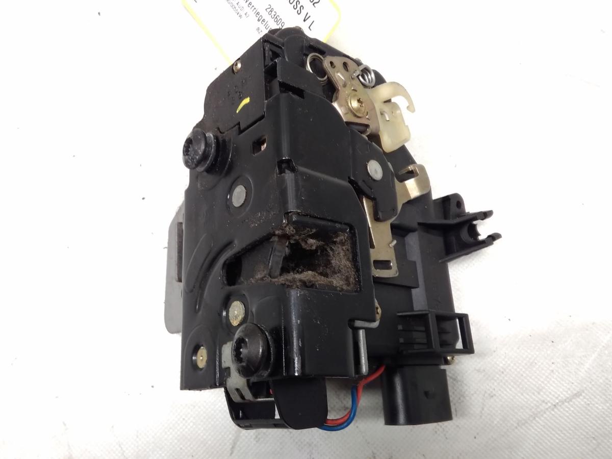 Audi A2 8Z original T&uuml;rschlo&szlig; vorn links mit Zentralverriegelung Bj.2001