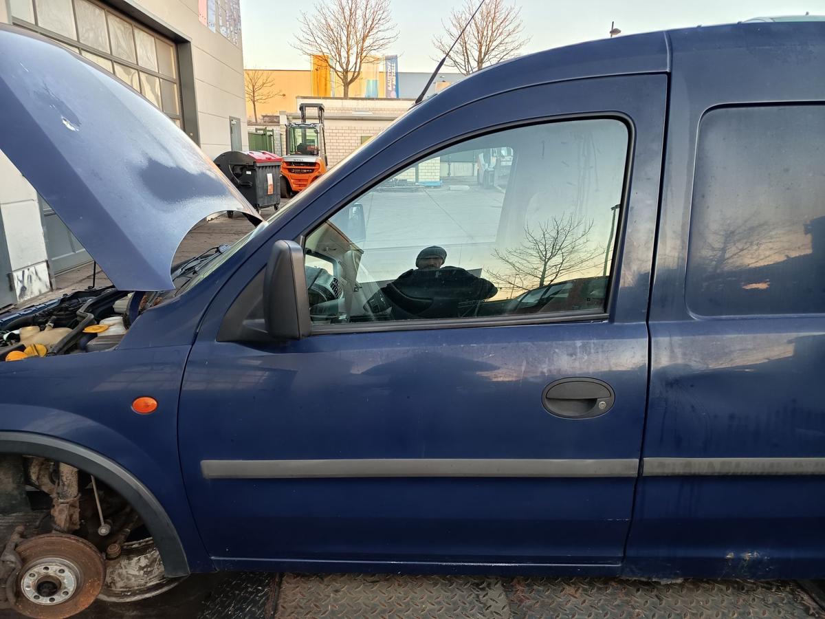 Opel Combo Kastenwagen original T&uuml;r links Fahrer 20Z Royalblau Bj 2002
