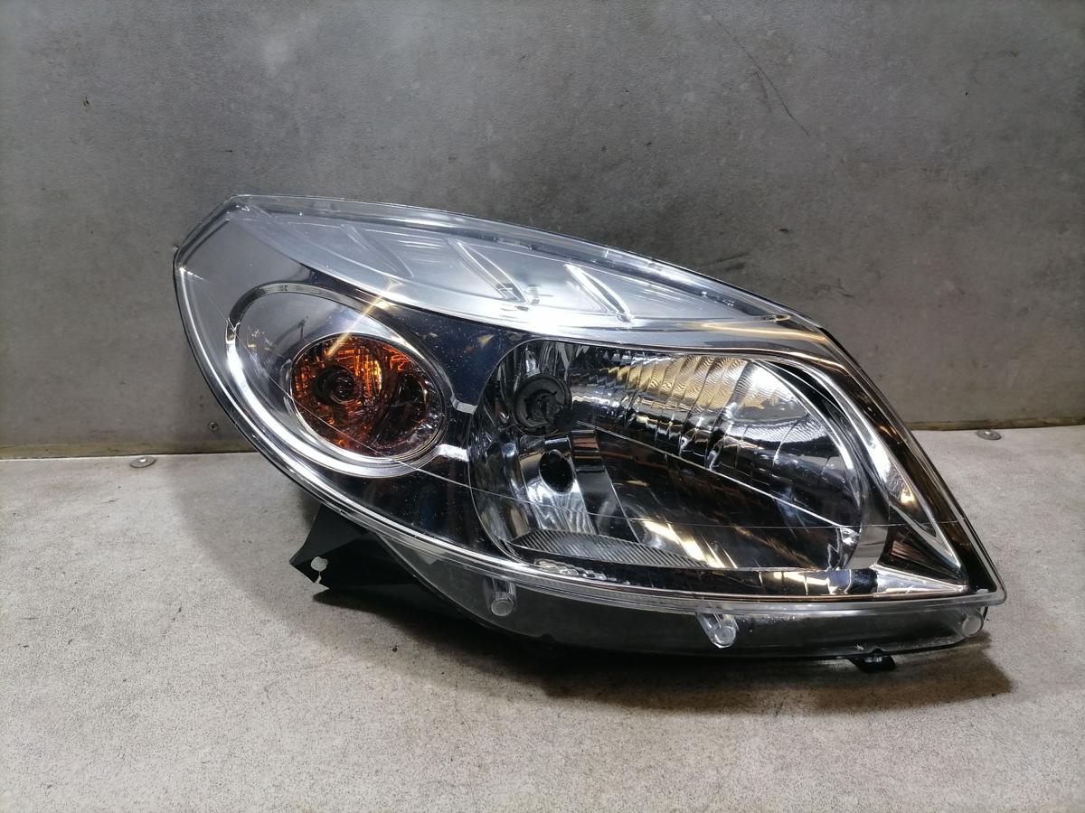 Dacia Sandero 1 original Scheinwerfer vorn rechts Halogen mit LWR Bj.2009