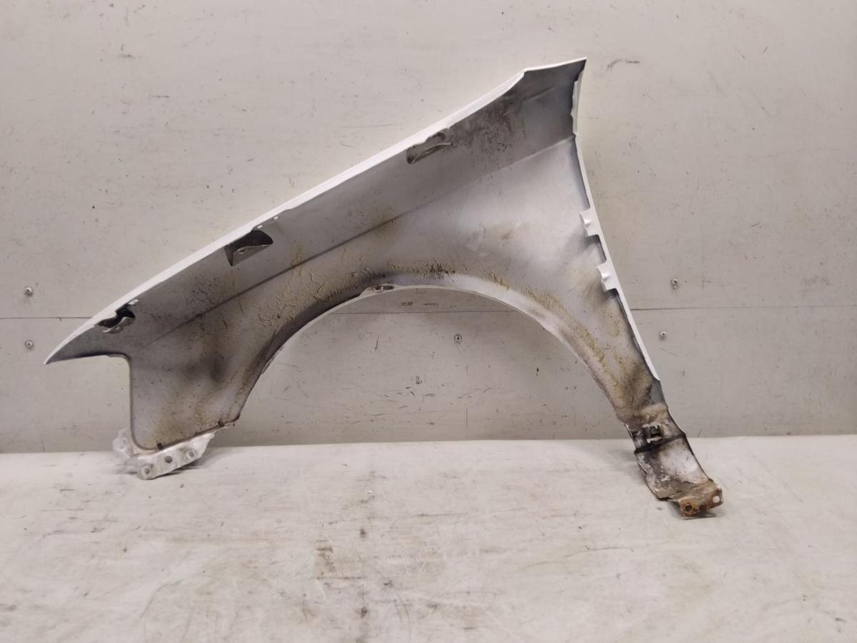 Audi A3 8P Facelift original Kotfl&uuml;gel vorn rechts ibisweiss LY9C Bj.2013