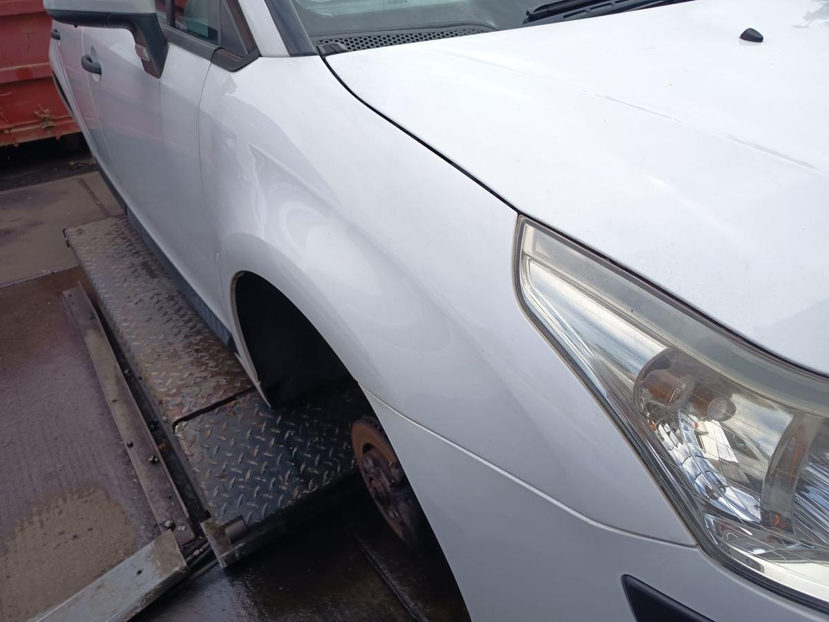 Citroen C4 original Kotflügel rechts Seitenteil EWP Schneeweiß Bj 2008