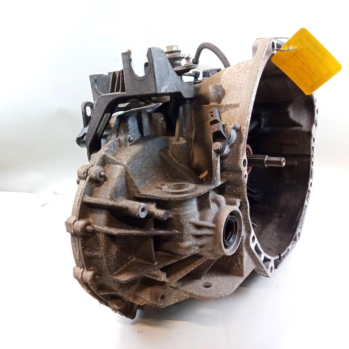 Mercedes Vito 111CDI 447 6-Gang Schaltgetriebe 700730 PF6084 1.6TD 84kw Bj.2014