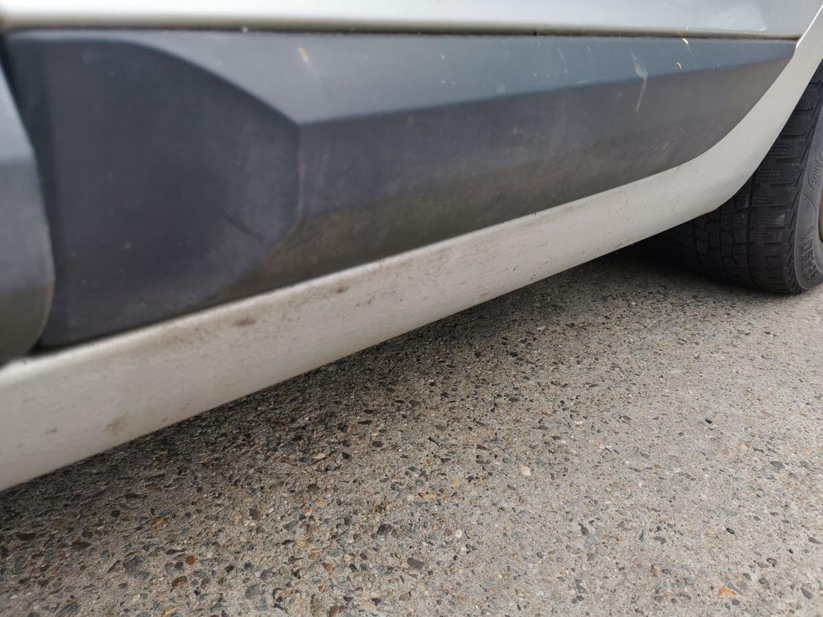 Renault Megane III Z Kombi Tür Autotür Fondtür Rohbautür hinten links TED69 GREY