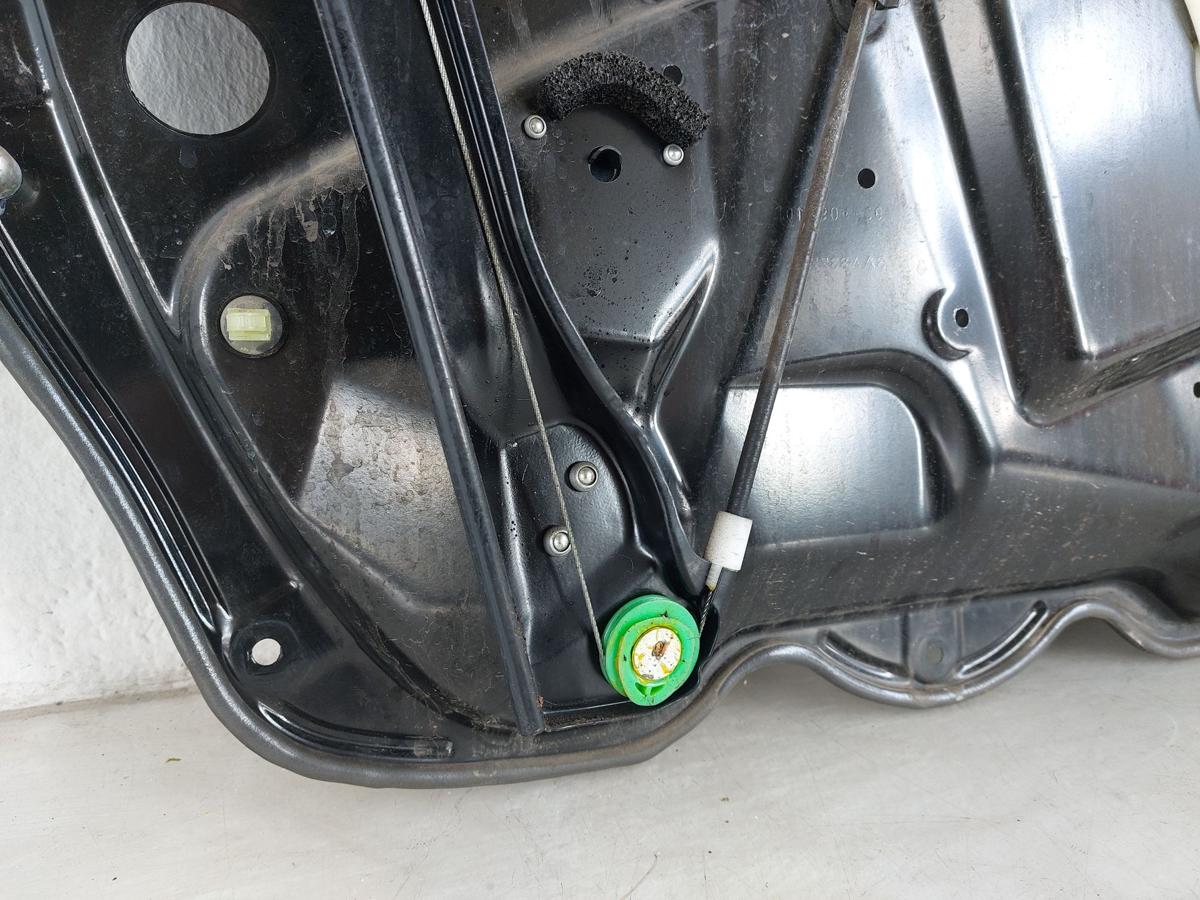 VW Passat 3C B7 Variant Fensterheber vorn rechts Motor Mechanik Grundplatte