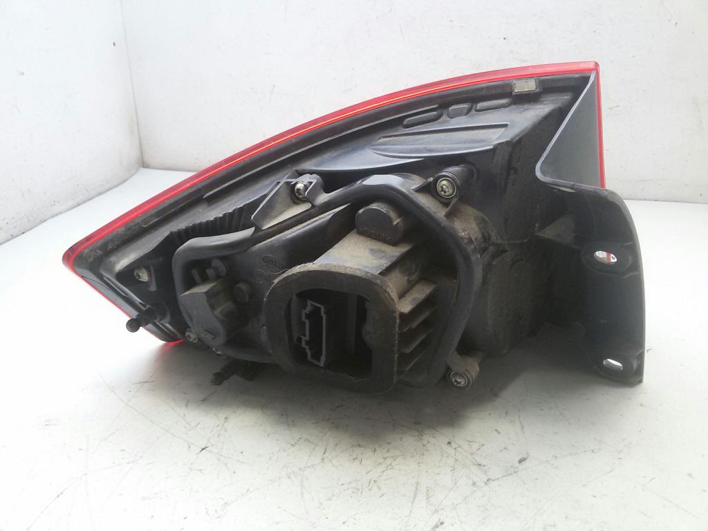 Seat Toledo 4 KG 6JH945096B Rückleuchte Schlussleuchte rechts aussen original BJ2013