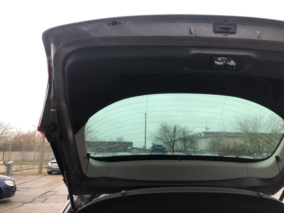 Renault Megane III 3 Heckklappe mit Heckscheibe 5 t&uuml;rer TEKNG grau Kofferklappe