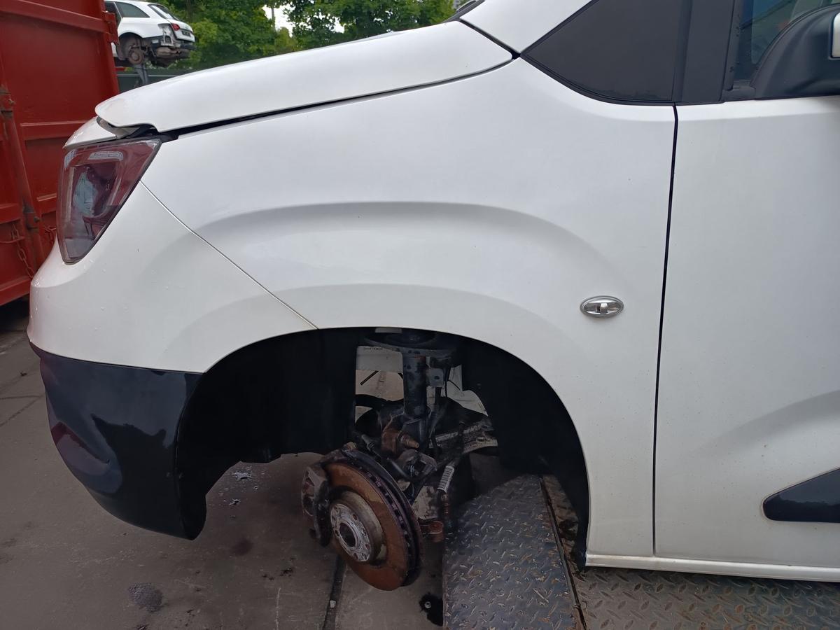 Opel Combo E orig Kotflügel links G20 Weiß Bj 2019