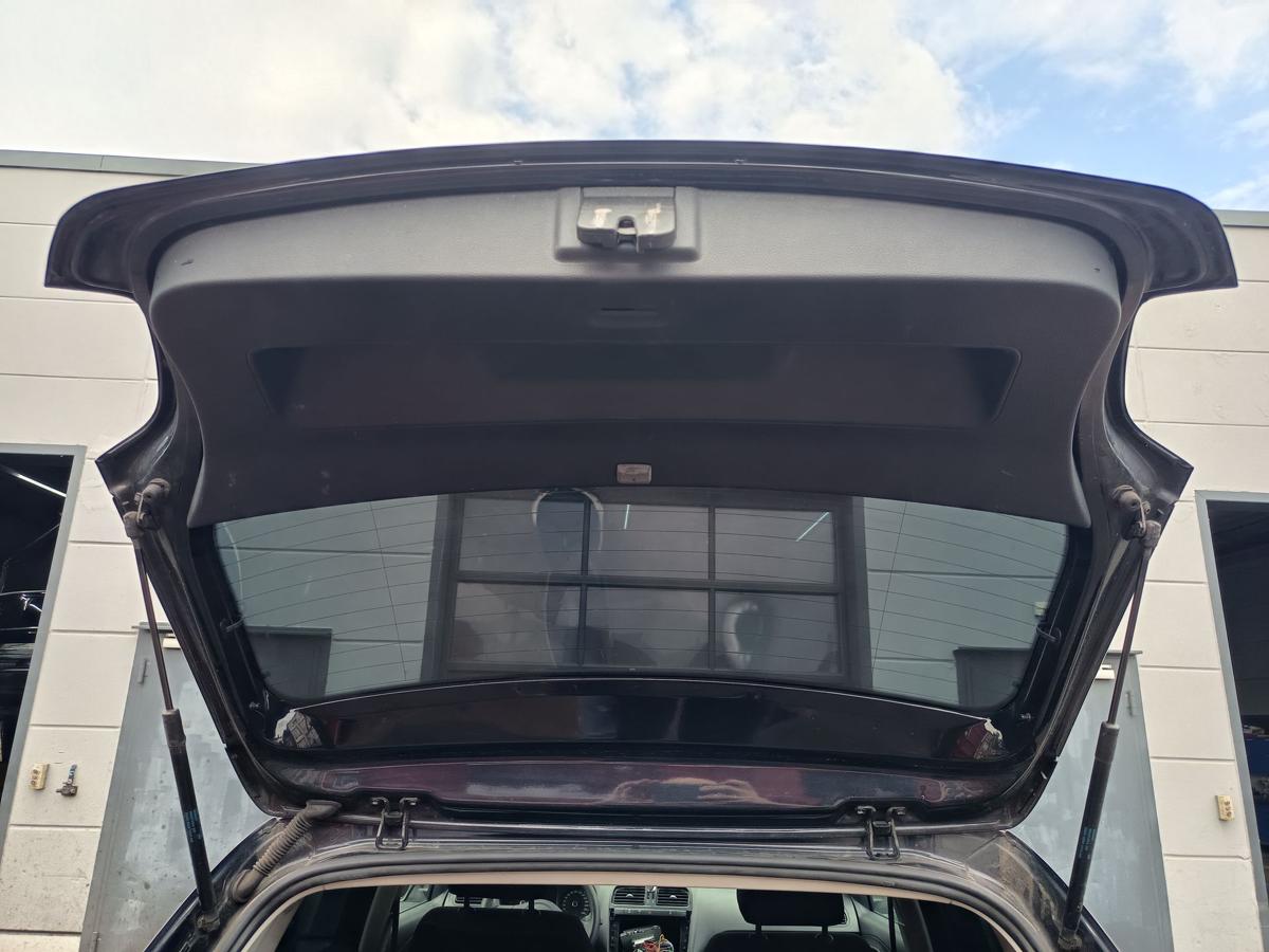 VW Polo V 6R original Heckklappe mit Scheibe C9X Deep Black Bj 2012