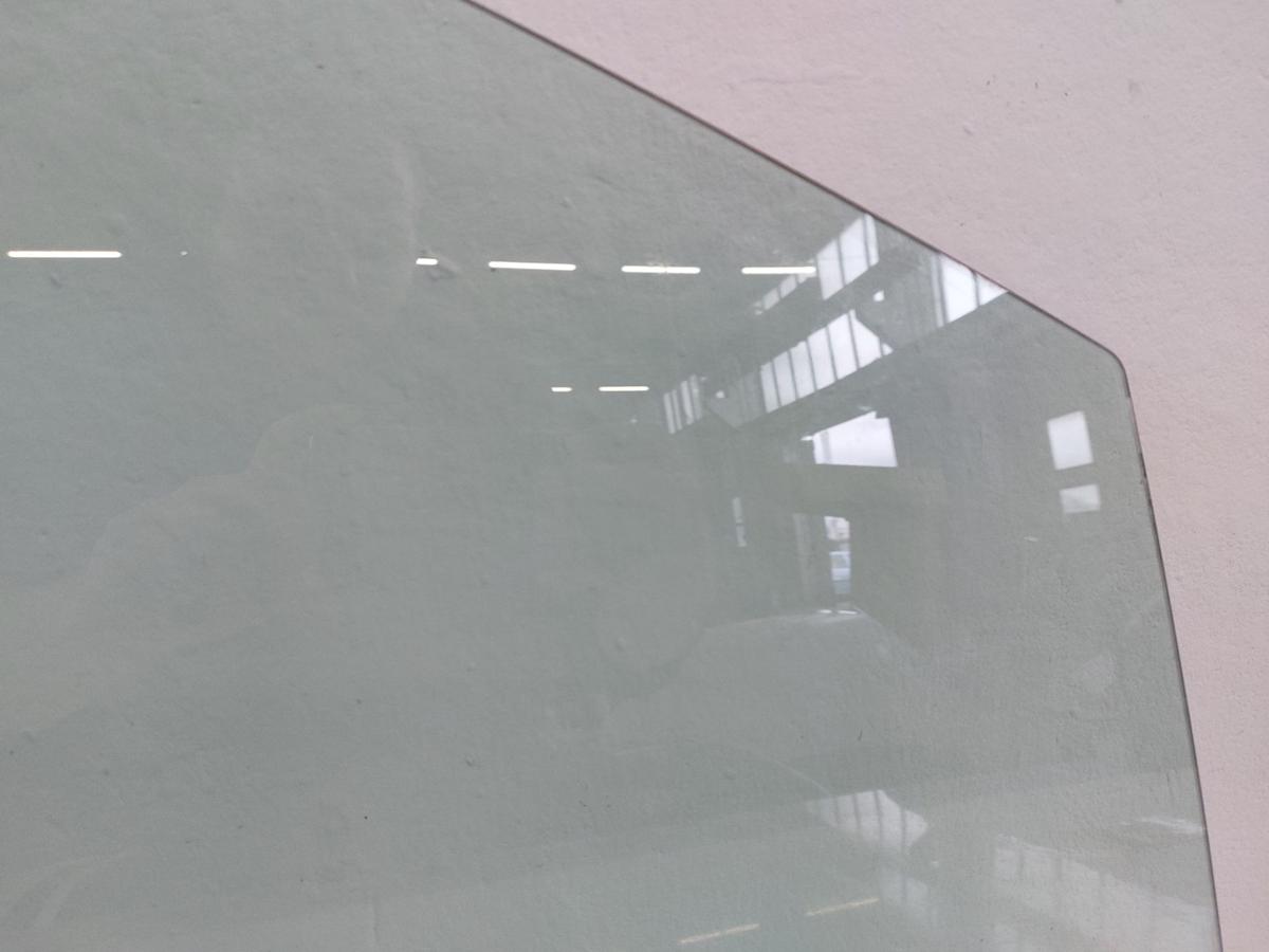 Seat Altea 5P Türscheibe Kurbelscheibe Scheibe vorn rechts grün